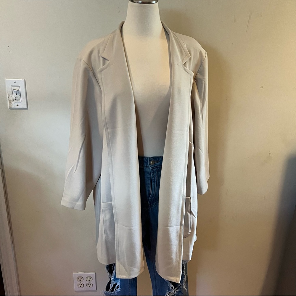 New York Clothing Company blazer with quarter sleeves and pockets A22